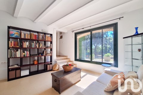 Dom w Navata, Girona, Hiszpania 3 sypialnie, 177 mkw. nr 153330 – zdjęcie 8