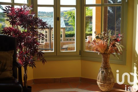 Townhouse for sale in San Roque, Cadiz, Spain 3 bedrooms, 205 sq.m. No. 153332 - photo 6