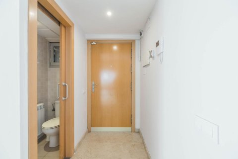 Duplex à vendre Barcelona, Espagne, 3 chambres, 273 m2 No. 133506 - photo 16