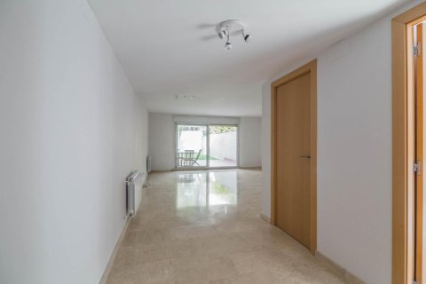 Duplex à vendre Barcelona, Espagne, 3 chambres, 273 m2 No. 133506 - photo 5