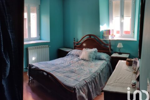 Сasa en venta en León, España 6 dormitorios, 594 m2 No. 186086 - foto 10