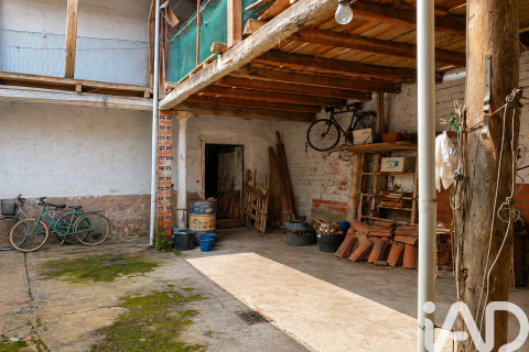 Сasa en venta en León, España 6 dormitorios, 594 m2 No. 186086 - foto 21