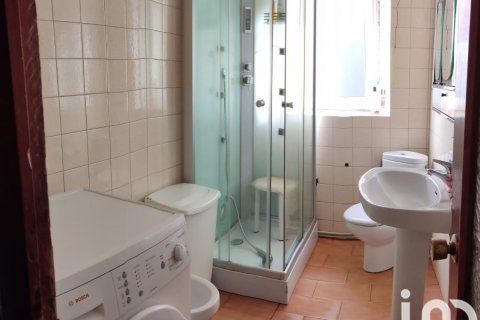 Сasa en venta en León, España 6 dormitorios, 594 m2 No. 186086 - foto 9