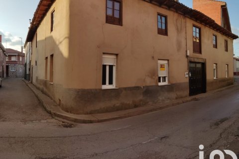 Сasa en venta en León, España 6 dormitorios, 594 m2 No. 186086 - foto 24