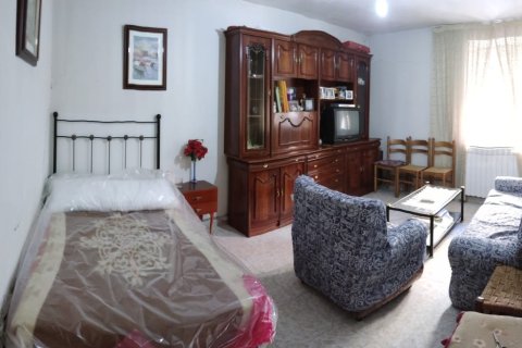Сasa en venta en León, España 6 dormitorios, 594 m2 No. 186086 - foto 8