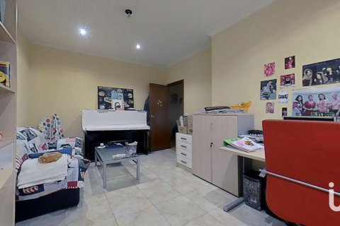 Hus till salu i Burriana, Castellon, Spanien 5 sovrum, 150 kvm. Nr. 186087 - foto 8