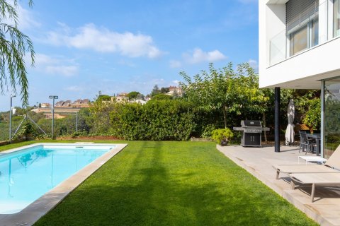 House à vendre à Teia, Barcelona, Espagne, 4 chambres, 500 m2 No. 146452 - photo 4