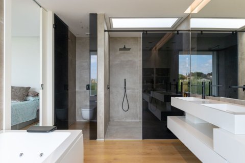 House à vendre à Teia, Barcelona, Espagne, 4 chambres, 500 m2 No. 146452 - photo 22