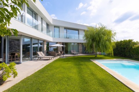 House à Teia, Barcelona, Espagne 4 chambres, 500 m2 No. 146452