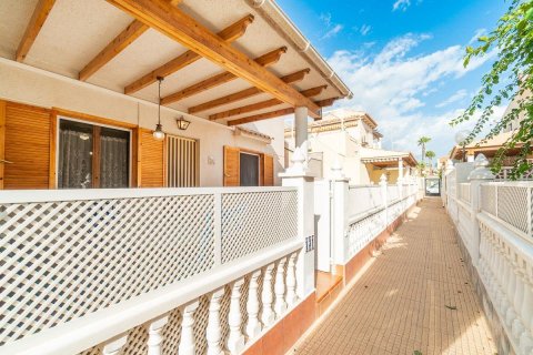 Продажа виллы в Плайя Фламенка II, Аликанте, Испания 5 спален, 97м2 №194562 - фото 6