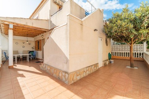 Продажа виллы в Плайя Фламенка II, Аликанте, Испания 5 спален, 97м2 №194562 - фото 3