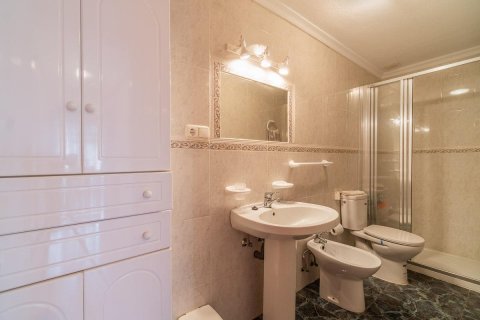 Продажа виллы в Плайя Фламенка II, Аликанте, Испания 5 спален, 97м2 №194562 - фото 21