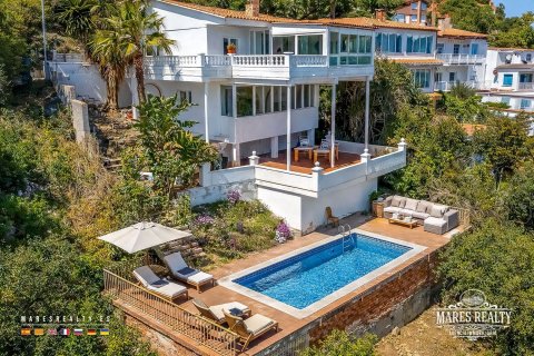 Villa à vendre à Lloret de Mar, Girona, Espagne, 4 chambres, 238 m2 No. 168696 - photo 3