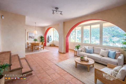 Villa à vendre à Lloret de Mar, Girona, Espagne, 4 chambres, 238 m2 No. 168696 - photo 6