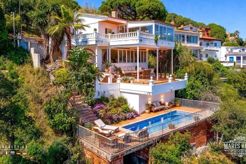 Villa à vendre à Lloret de Mar, Girona, Espagne, 4 chambres, 238 m2 No. 168696 - photo 16