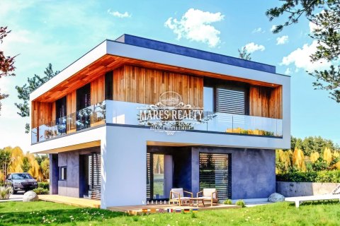 Villa en Lloret de Mar, Gerona, España 3 dormitorios, 170 m2 No. 168694