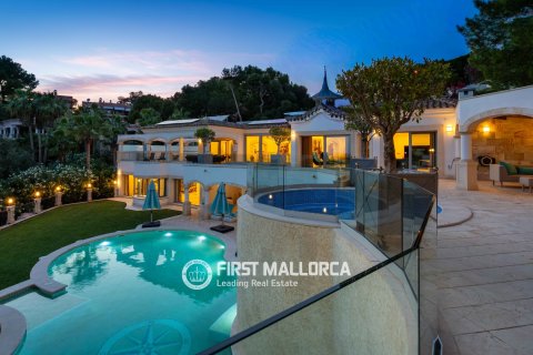 Villa for sale in Costa De La Calma, Mallorca, Spain 7 bedrooms, 970 sq.m. No. 168662 - photo 2
