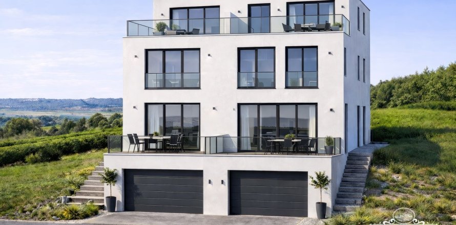 Villa in Aiguaviva Parc, Girona, Spain 3 bedrooms, 180 sq.m. No. 168695