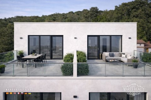 Villa for sale in Aiguaviva Parc, Girona, Spain 3 bedrooms, 180 sq.m. No. 168695 - photo 2