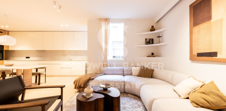 Apartment à Madrid, Espagne 3 chambres, 139 m2 No. 157584