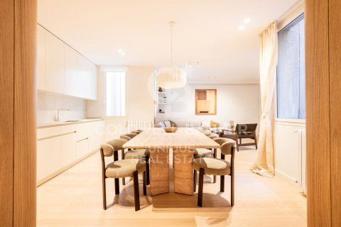 Apartment à vendre à Madrid, Espagne, 3 chambres, 139 m2 No. 157584 - photo 8