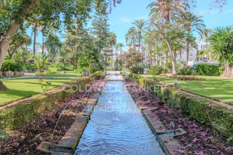 Apartment à Marbella, Malaga, Espagne 3 chambres, 145 m2 No. 157583