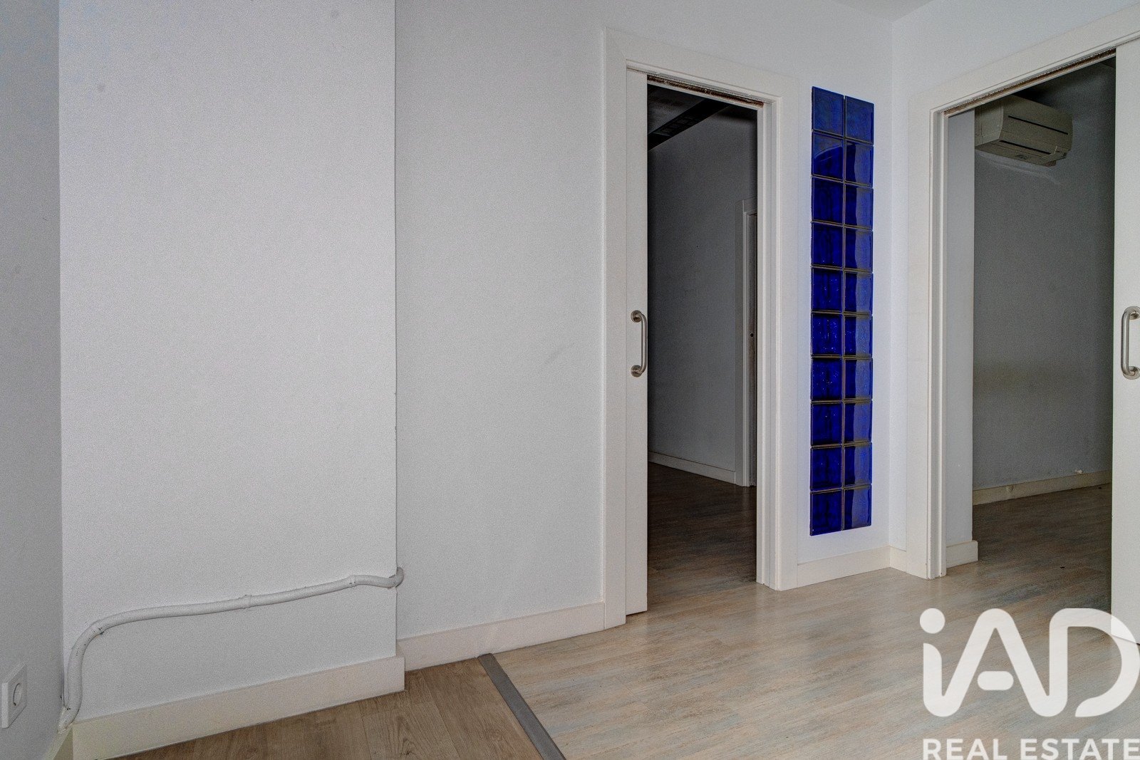 Liikekiinteistö Bilbao, Biscay, Espanja 30 m2 No. 195024