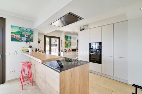 Huvila myytävänä Begur, Girona, Espanja, 6 makuuhuonetta, 500 m2 No. 158432 - kuva 19
