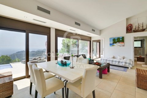 Huvila myytävänä Begur, Girona, Espanja, 6 makuuhuonetta, 500 m2 No. 158432 - kuva 13