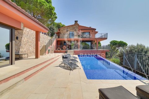 Huvila myytävänä Begur, Girona, Espanja, 6 makuuhuonetta, 500 m2 No. 158432 - kuva 4