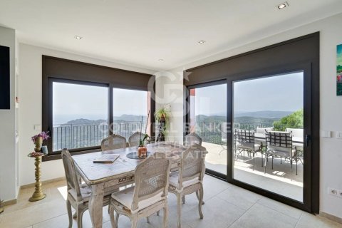 Huvila myytävänä Begur, Girona, Espanja, 6 makuuhuonetta, 500 m2 No. 158432 - kuva 16