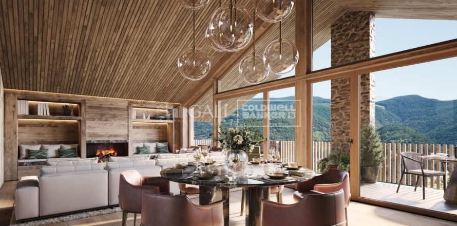 House in Principado De Andorra (Ninguna Poblacion Tiene C.P.), Lleida, Spain 4 bedrooms, 571 sq.m. No. 158431