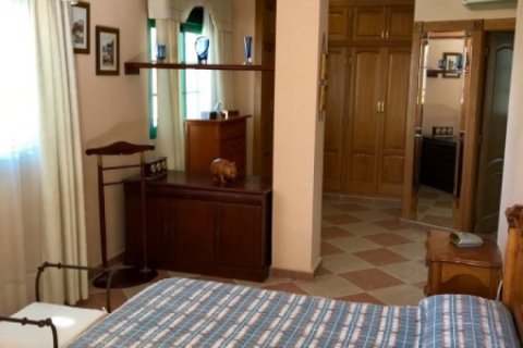 Willa w Benidorm, Alicante, Hiszpania 6 sypialni, 600 mkw. nr 196695 – zdjęcie 10