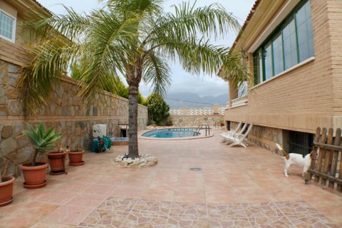 Willa w Benidorm, Alicante, Hiszpania 6 sypialni, 600 mkw. nr 196695 – zdjęcie 30