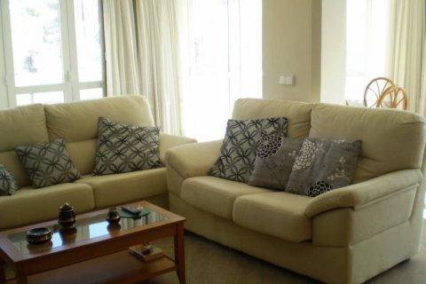 Apartamento en venta en Benidorm, Alicante, España 2 dormitorios, 135 m2 No. 196698 - foto 3