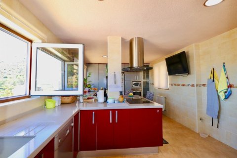 Willa w Benidorm, Alicante, Hiszpania 7 sypialni, 310 mkw. nr 196697 – zdjęcie 14