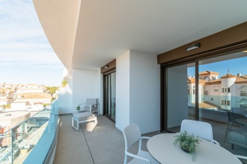 Lägenhet till salu Orihuela, Alicante, Spanien 2 sovrum, 78 kvm. Nr. 76741 - foto 20