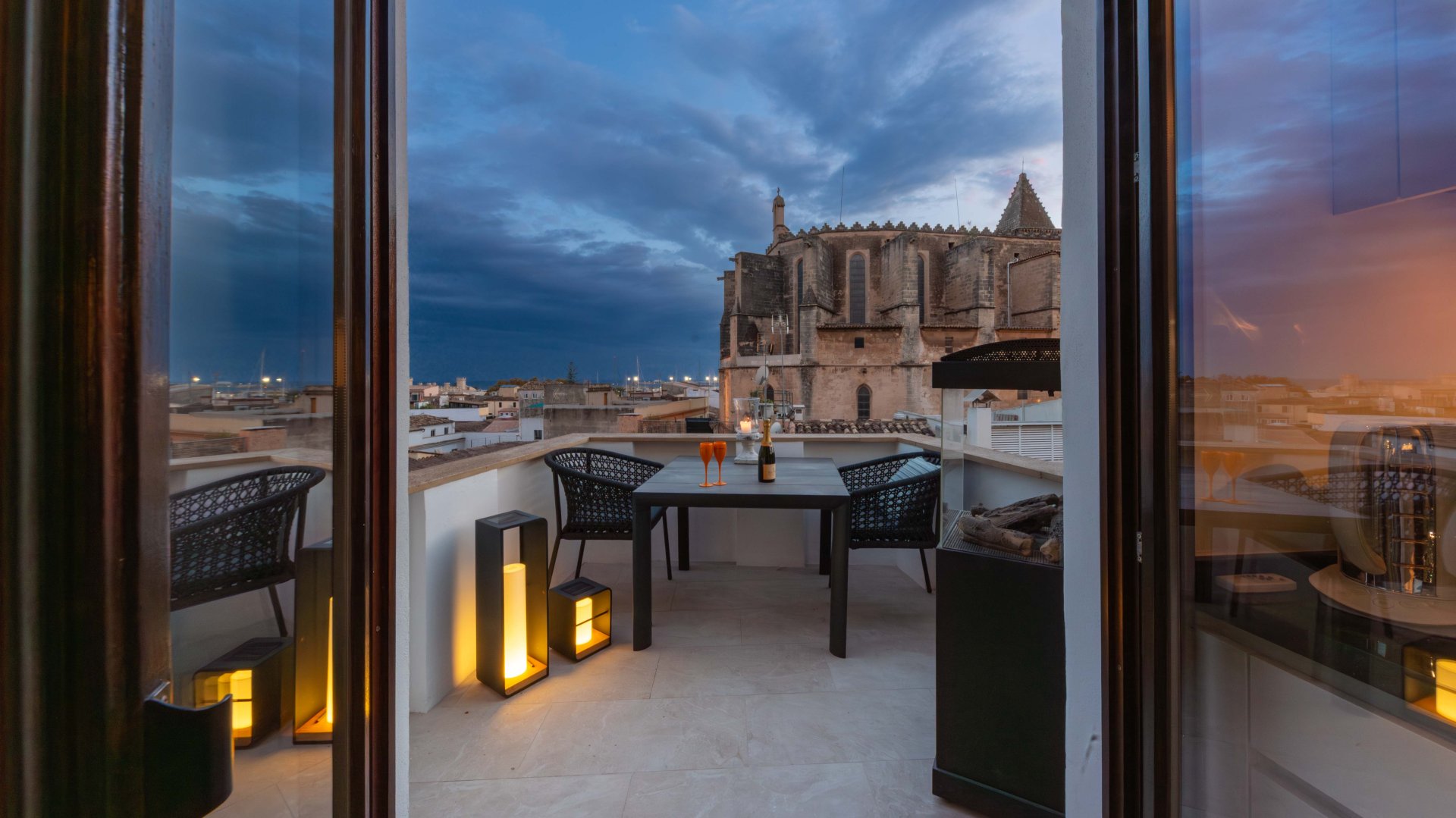 Ático en Palma de Mallorca, Mallorca, España 2 dormitorios, 226 m2 No. 139224