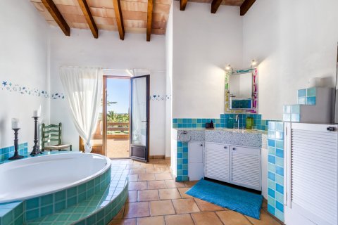 Finca for rent Campos, Mallorca, Spain 4 bedrooms, 500 sq.m. No. 139228 - photo 15