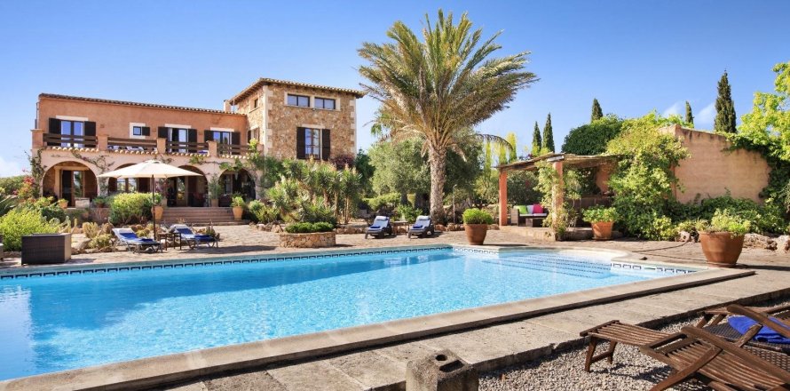 Finca Campos, Mallorca, Spain 4 bedrooms, 500 sq.m. No. 139228