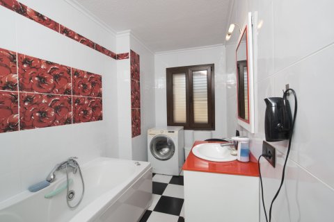 Villa till salu Torrevieja, Alicante, Spanien 5 sovrum, 468 kvm. Nr. 118799 - foto 29