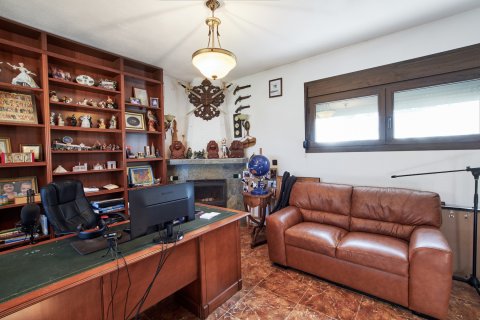 Villa till salu Torrevieja, Alicante, Spanien 5 sovrum, 468 kvm. Nr. 118799 - foto 16