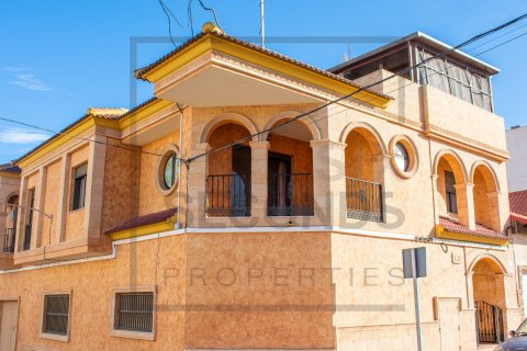 Villa in vendita Guardamar del Segura, Alicante, Spagna 4 camere da letto, 650 mq. N° 118810 - foto 3