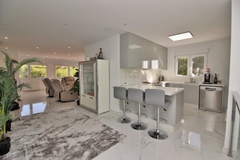Продажа виллы в Вилламартин, Аликанте, Испания 2 спальни, 132м2 №118804 - фото 9