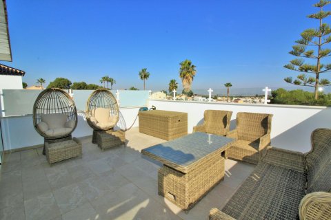 Продажа виллы в Вилламартин, Аликанте, Испания 2 спальни, 132м2 №118804 - фото 26