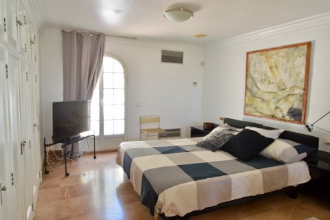 Продажа виллы в Торревьеха, Аликанте, Испания 4 спальни, 520м2 №118801 - фото 13