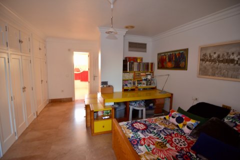Продажа виллы в Торревьеха, Аликанте, Испания 4 спальни, 520м2 №118801 - фото 15