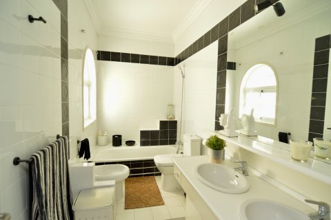 Продажа виллы в Торревьеха, Аликанте, Испания 4 спальни, 520м2 №118801 - фото 16