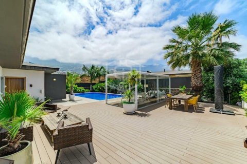 Villa à vendre à La Orotava, Tenerife, Espagne, 4 chambres, 305 m2 No. 155843 - photo 11