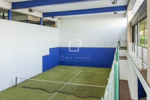 Villa till salu i Barcelona, Spanien 6 sovrum, 669 kvm. Nr. 194310 - foto 24